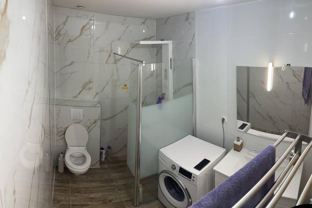 Appartement Prive Dans Villa Montauban Extérieur photo