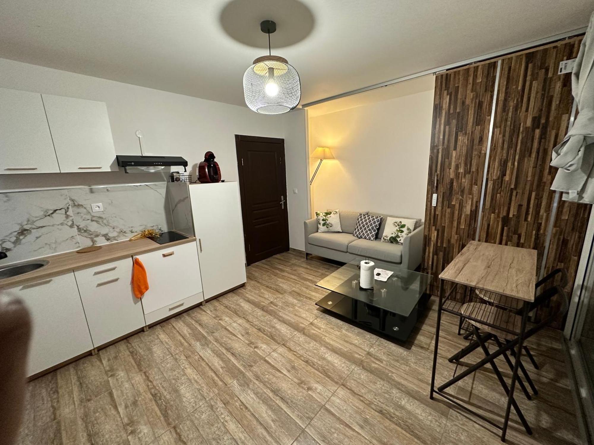 Appartement Prive Dans Villa Montauban Extérieur photo